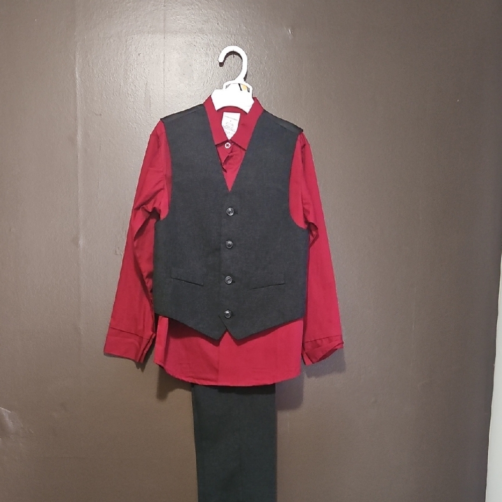 Van Heusen Crimson Button-Up Shirt